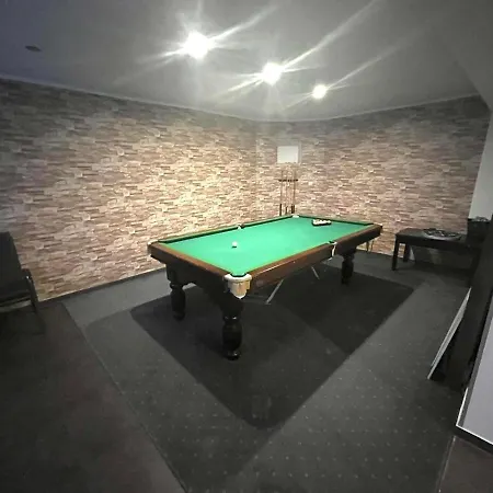 빌라 Victoria 스클라르스카포렘바