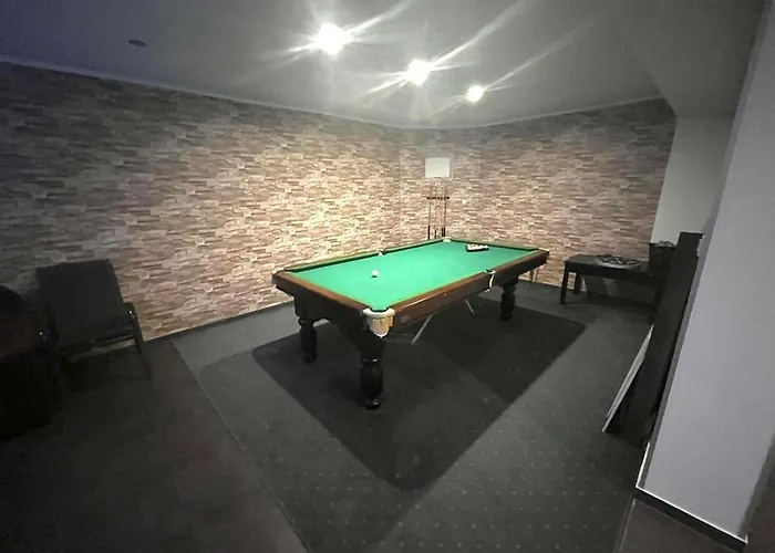 빌라 Victoria 스클라르스카포렘바